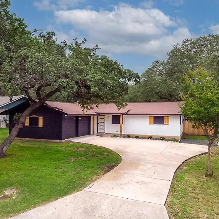 Home With Huge Fenced Yard